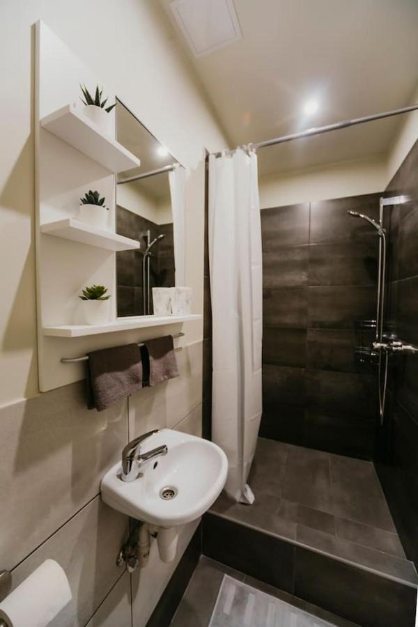 Smallest Apartment In The Center Of リガ エクステリア 写真